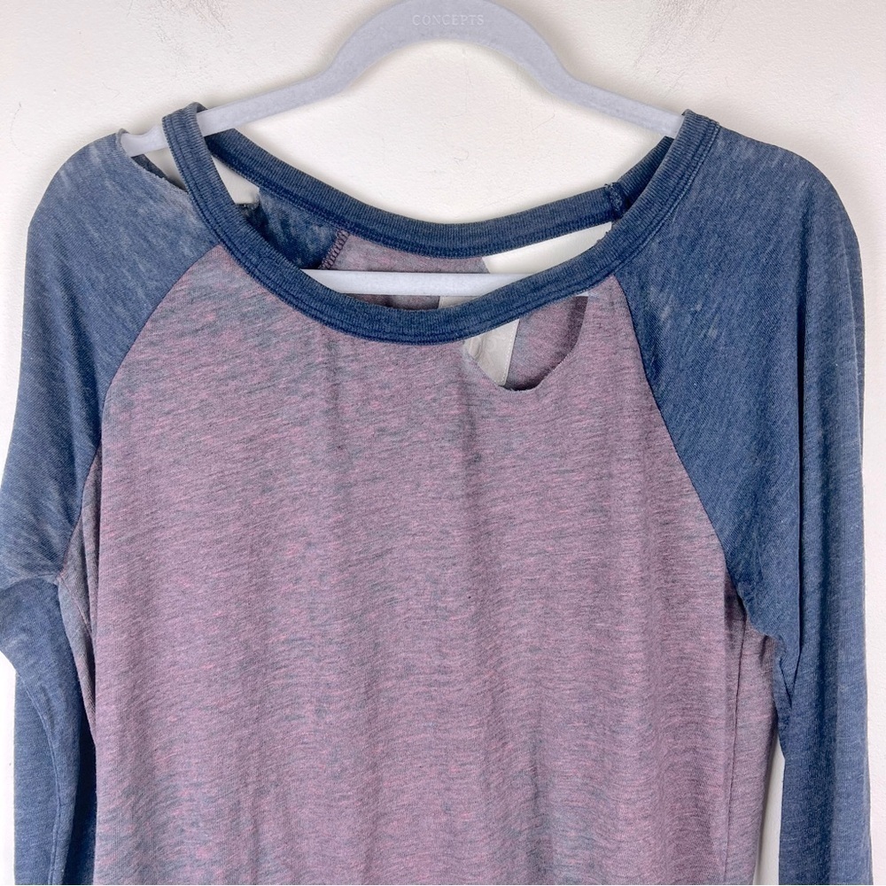 Chaser Grunge Vintage Style Destroyed Burnout Long Sleeve Color Block Shirt | S - Picture 2 of 10